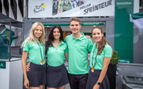 skoda maillot vert tour de france 2023 hotesses
